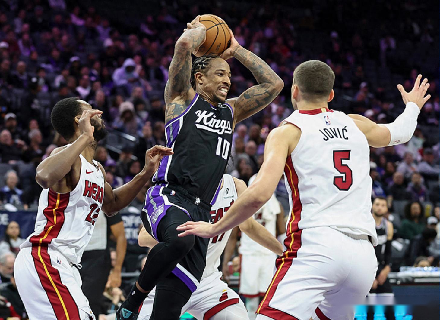 西部排名又亂了：快船爆冷慘敗，火箭高歌猛進，4隊排名互換